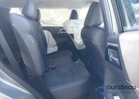 2024 Mitsubishi Outlander Se 2.5 2Wd/Se Black Edition S-Awc/Se Black Edition W/Pano Roof z USA, uszkodzony, nr VIN JA4J3VA87RZ041970